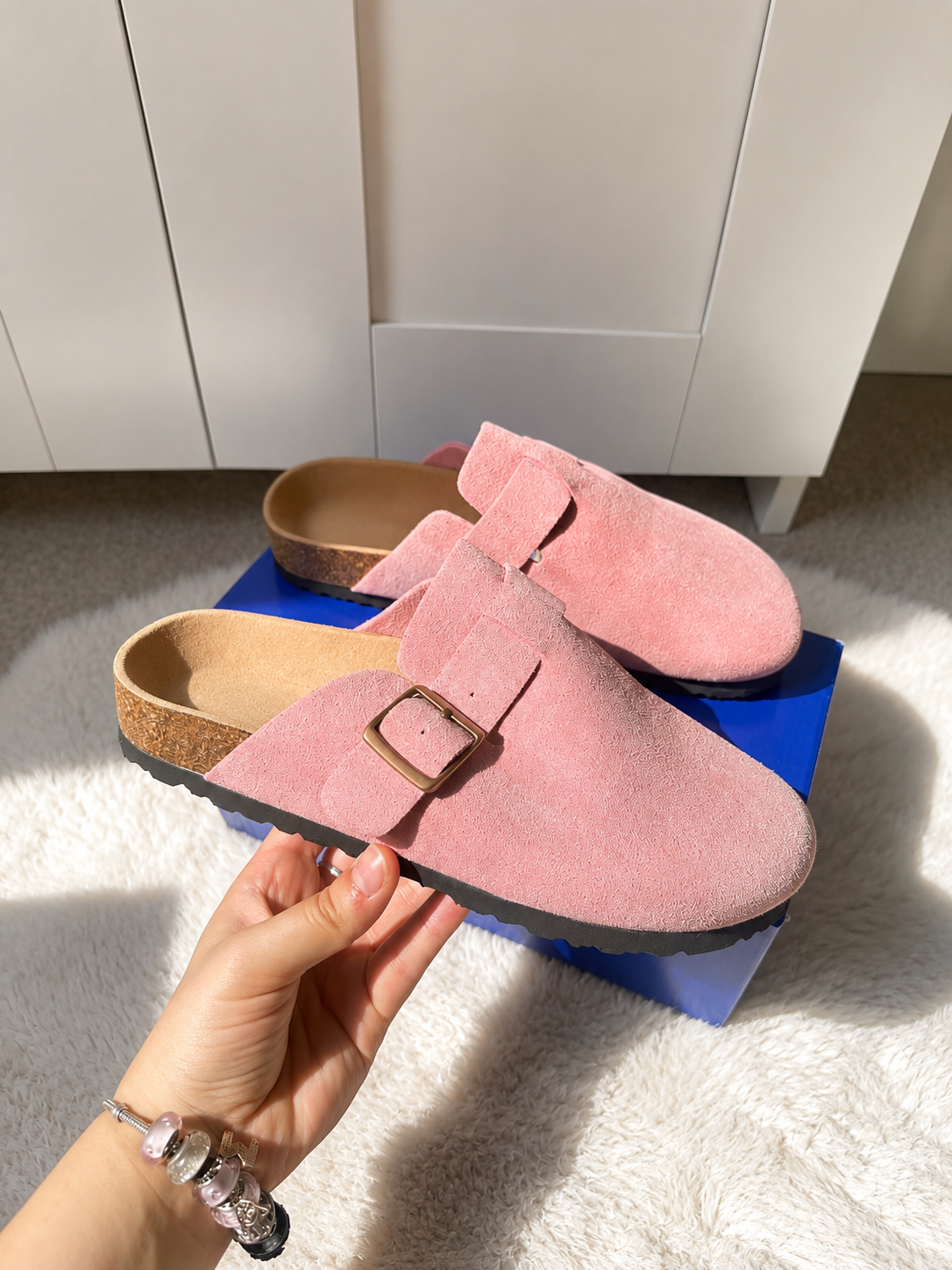 Sabots femme roses en suédine à boucle – Taille 38