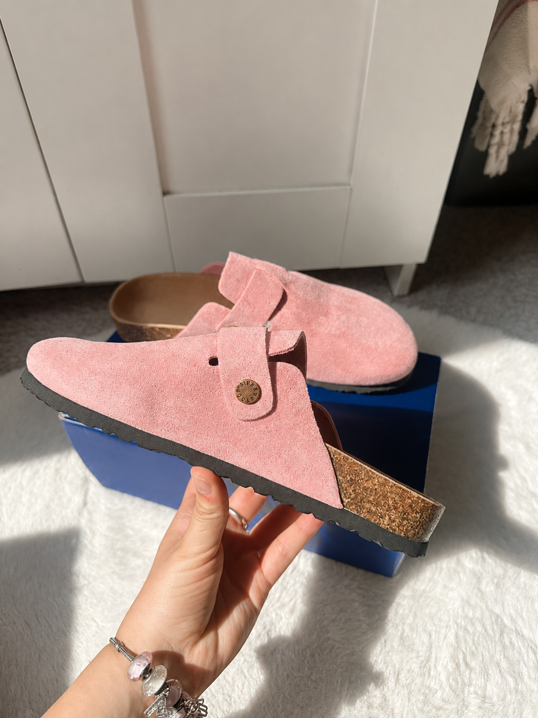 Sabots femme roses en suédine à boucle – Taille 38